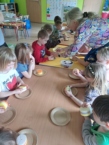 warsztaty świece gr. IV 04.2025 2